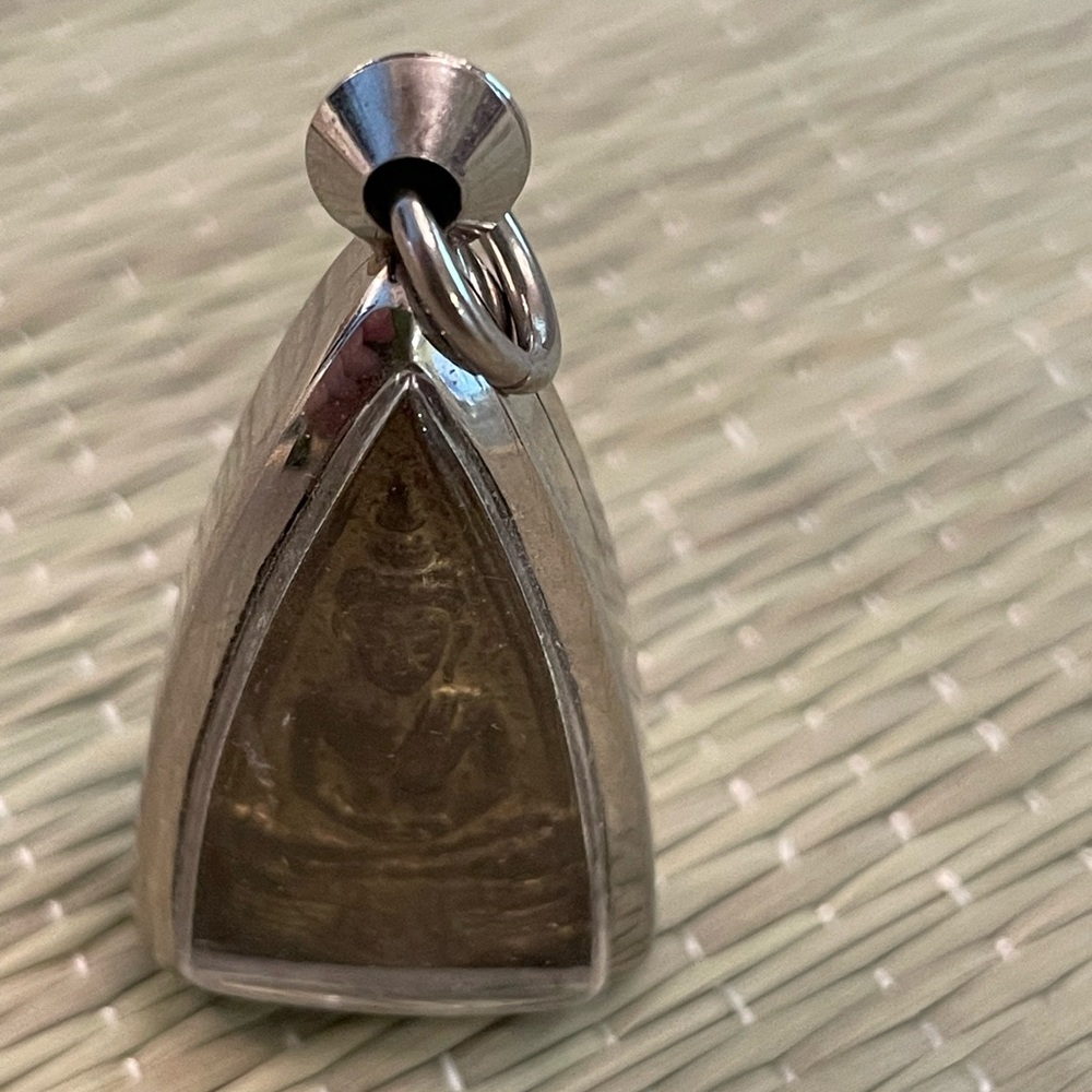 VINTAGE 3-D Double-Sided Buddha Pendant - Unisex - Picture 3 of 4
